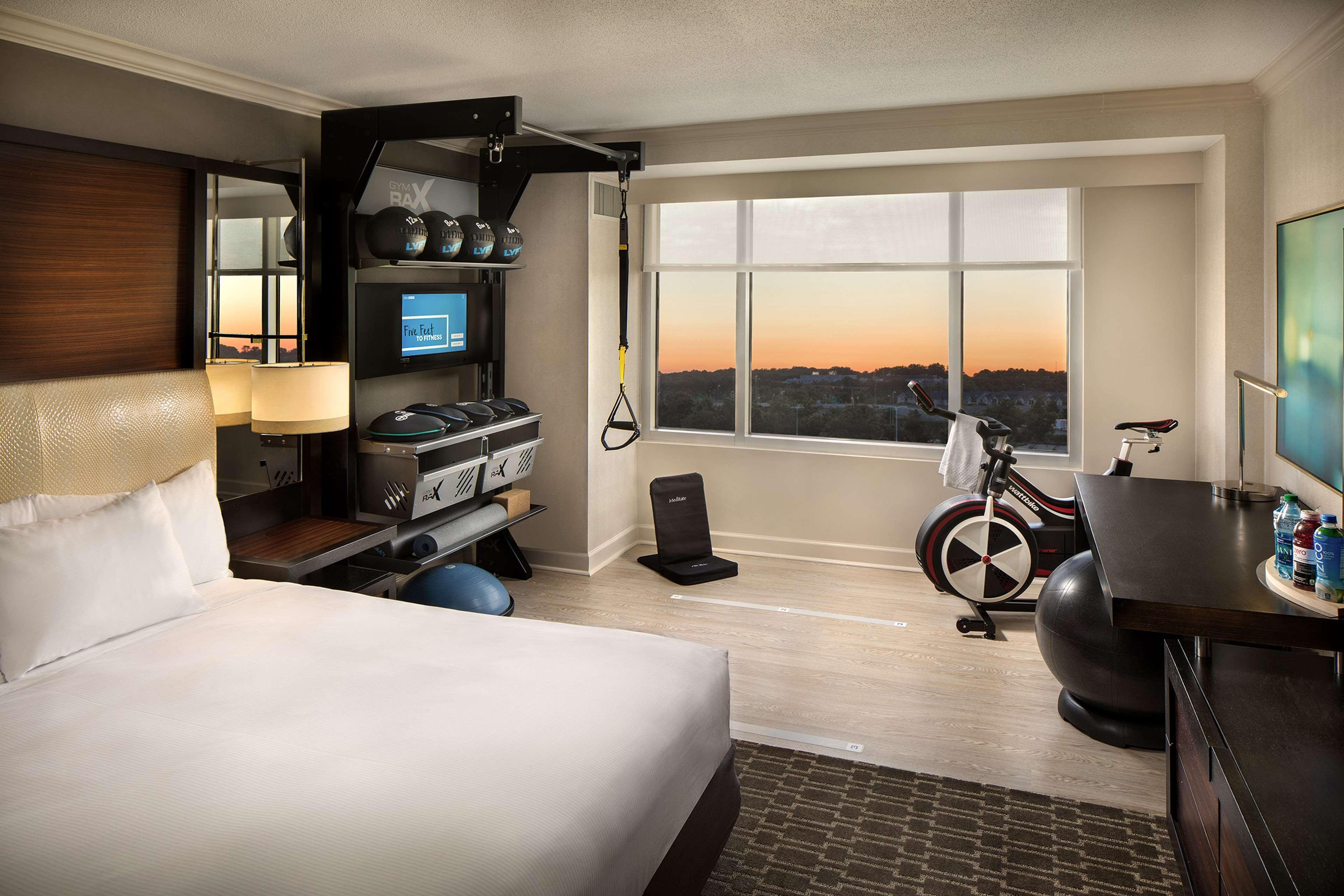 Hotel Doubletree By Hilton Atlanta Airport College Park Exteriér fotografie