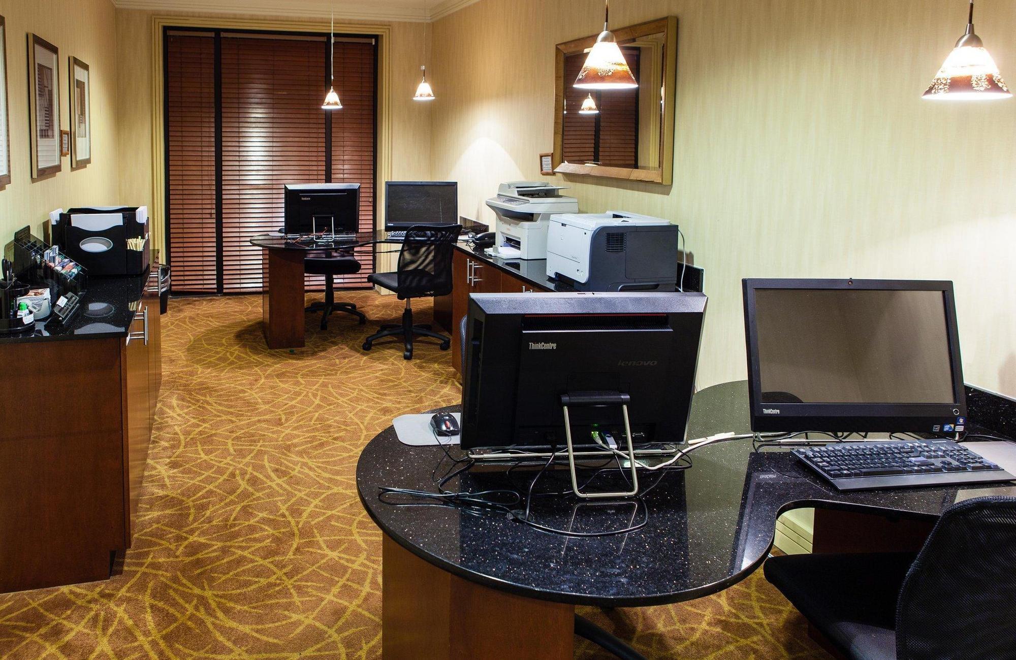 Hotel Doubletree By Hilton Atlanta Airport College Park Exteriér fotografie