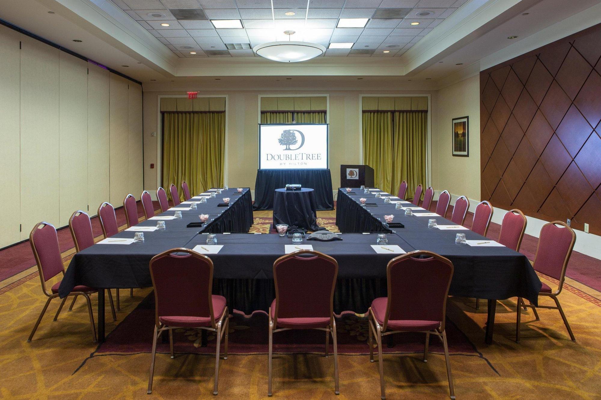 Hotel Doubletree By Hilton Atlanta Airport College Park Exteriér fotografie